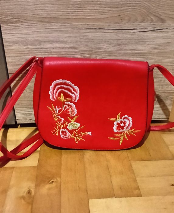 Torebka damska z haftem - Nowa!