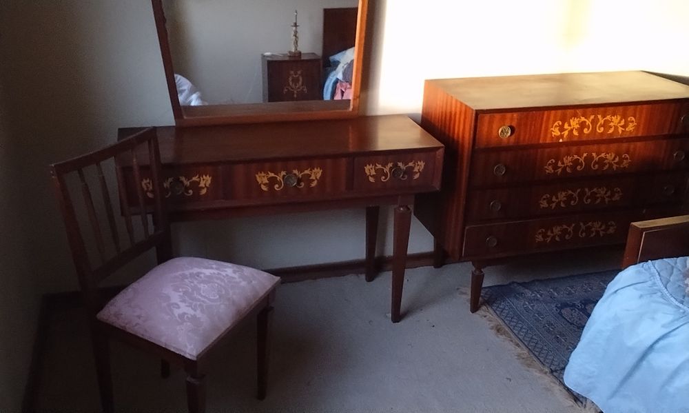 Mobília de quarto completa