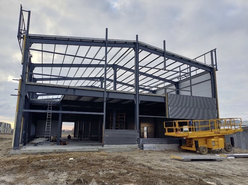 Будівництво споруд із сендвіч панелей