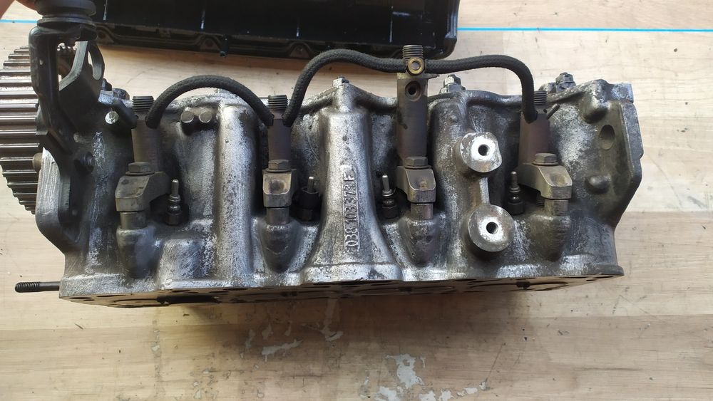 Головка 1.9 SDI TDI Skoda Octavia Fabia VW Caddy Golf 038103373E ГБЦ