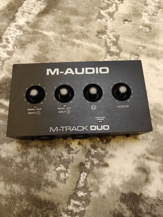 Аудіоінтерфейс M-Audio M-Track Duo новий