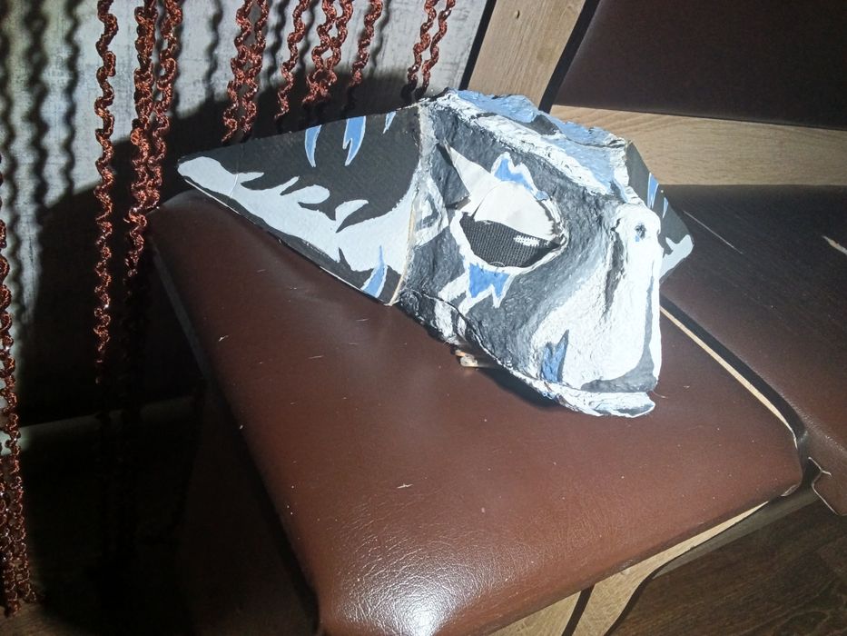 Маска раптора-динозавра