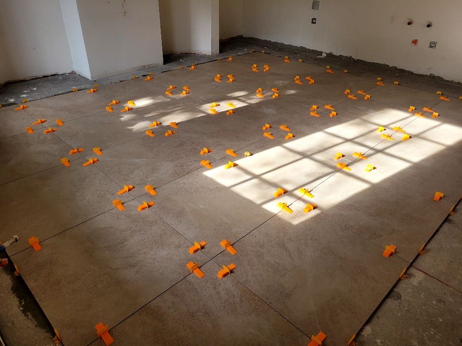 Wykończenia wnętrz, remonty budynków