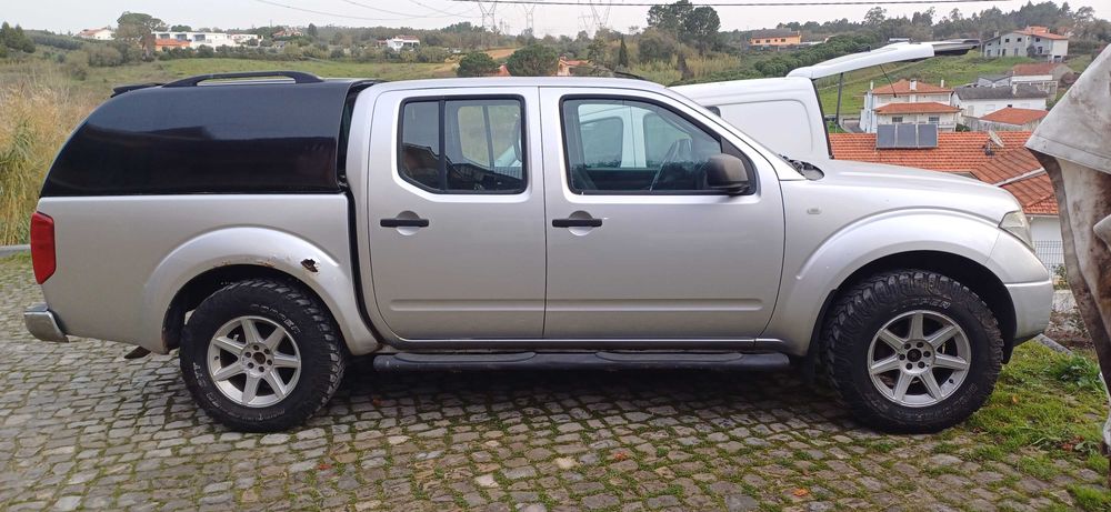 Nissan D40 de 2006 para peças