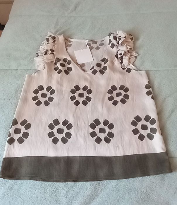 Conjunto pantalonas e blusa - Tamanho M/L