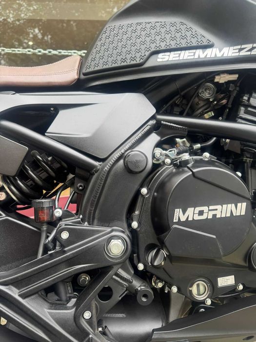 MOTO MORINI SEIEMMEZZO SCR 2025
