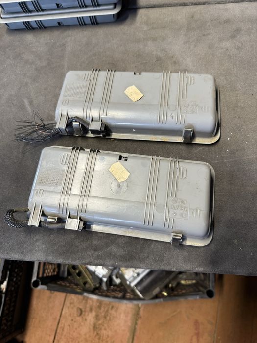 Задні плафони в потолок,стелю w140 мерседес хороші без поломок