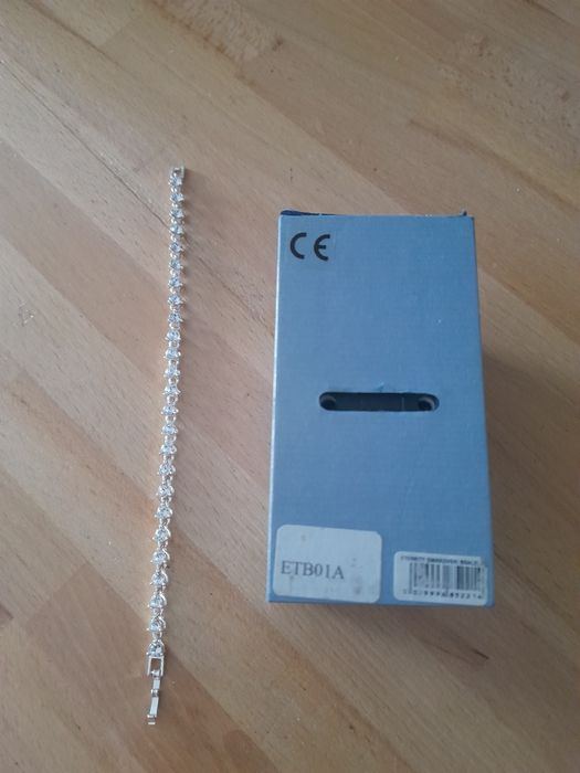 Nowa bransoletka swarovski eternity