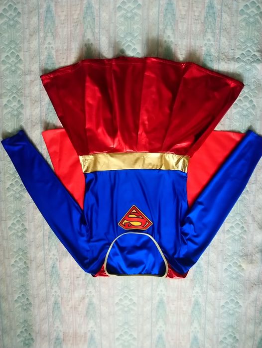 Карнавальна сукня Супер дівчина Super girl M /L розмір з накидкою