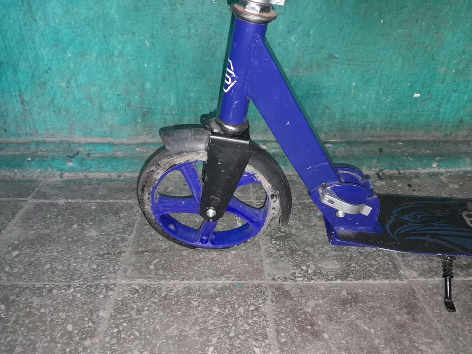Продам детский самокат
