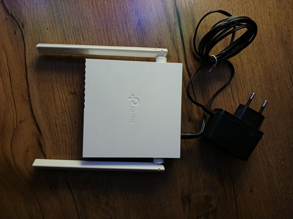 Продам TP-link TL-WR820N