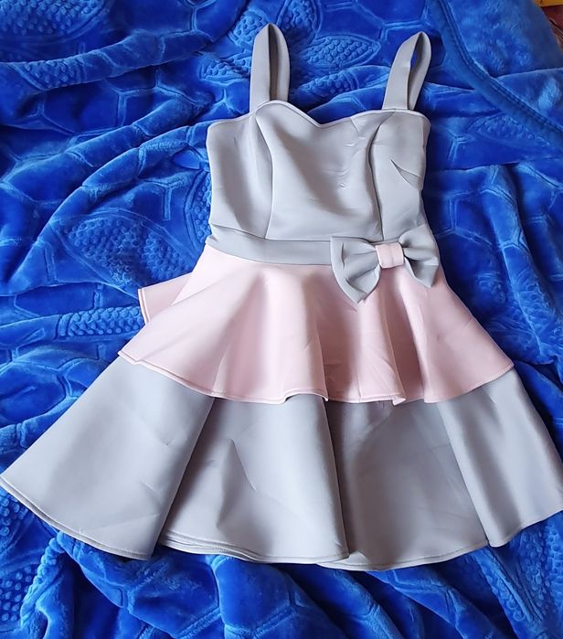 Sukienka koktajlowa M