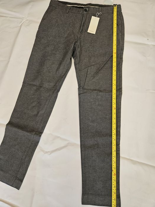 Nowe spodnie męskie chino Reserved r. 32 M chinosy eleganckie