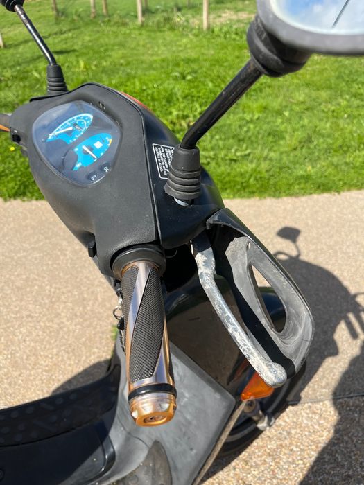 Vendo mota 50cc Aprilia Rally