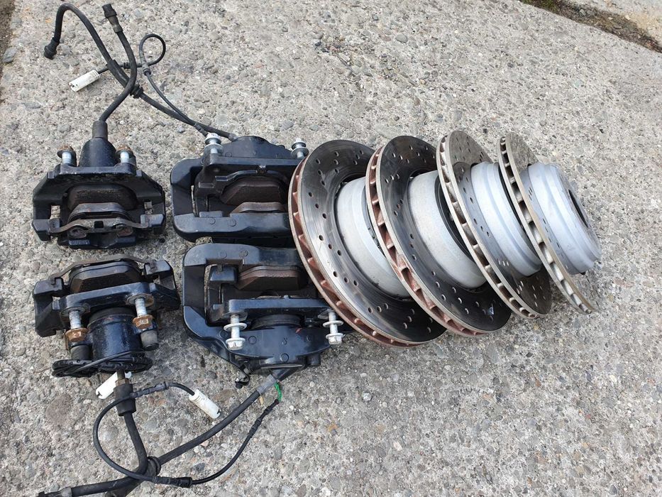 Zaciski Tarcze Przód Tył Hamulcowe bmw m3 e92 e93 e90 v8 420km