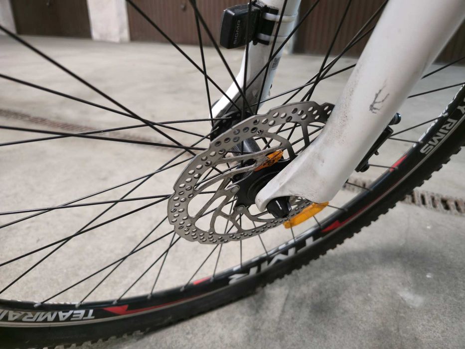 Rower TEAMRAIDER MT-209, 29 cali, 27 przełożeń shimano altus & deore tarczowe hamulce