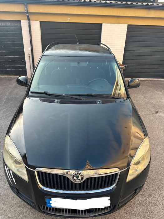 Carro Skoda fabia ano 2009