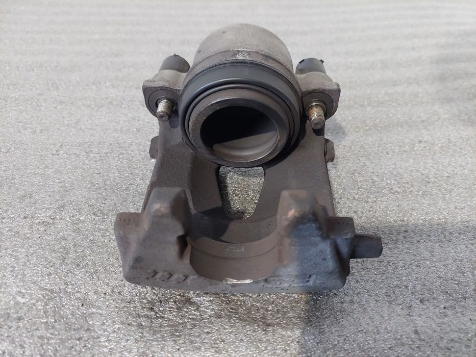 Pinça travão / maxila de travão frente esquerda SEAT Leon (5F1)
