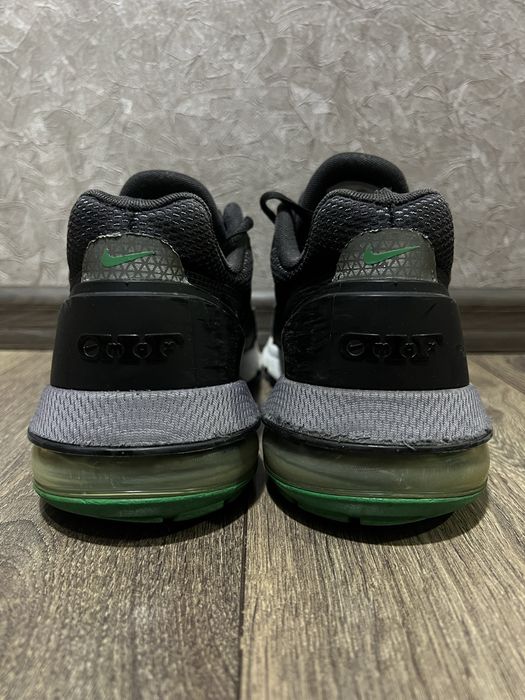 Nike Air Max Pulse