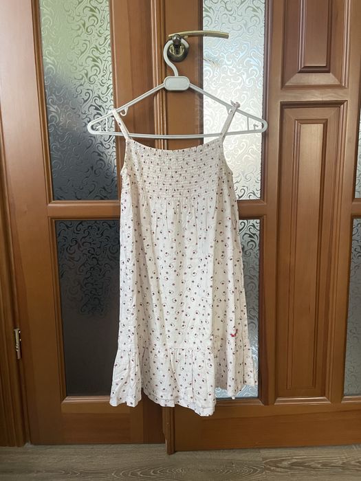 Миле плаття на 7-9 років Hello Kitty x H&M