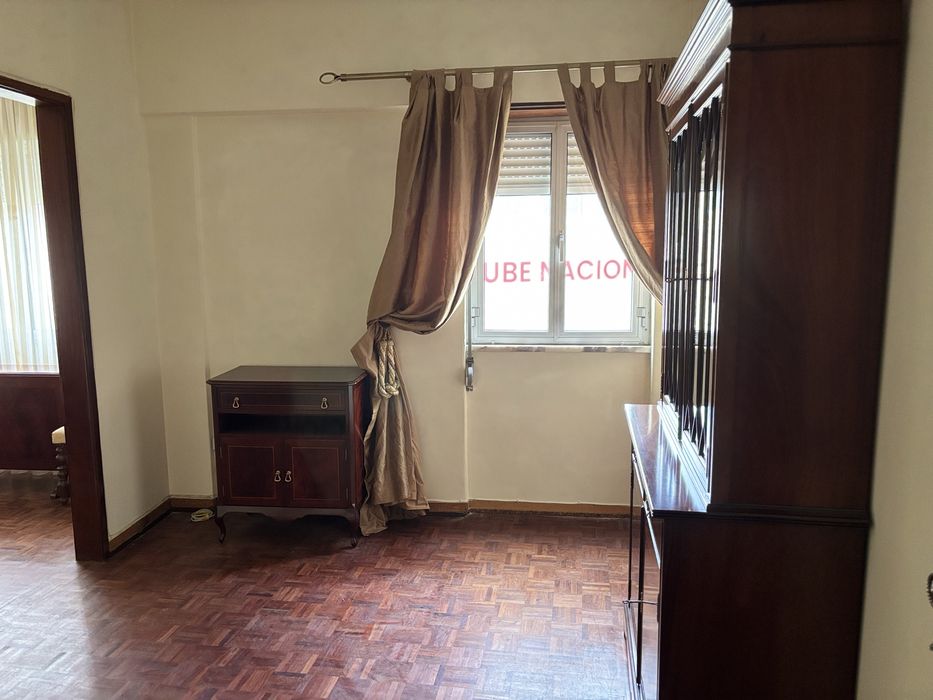 T2 Parede com ou sem mobilia