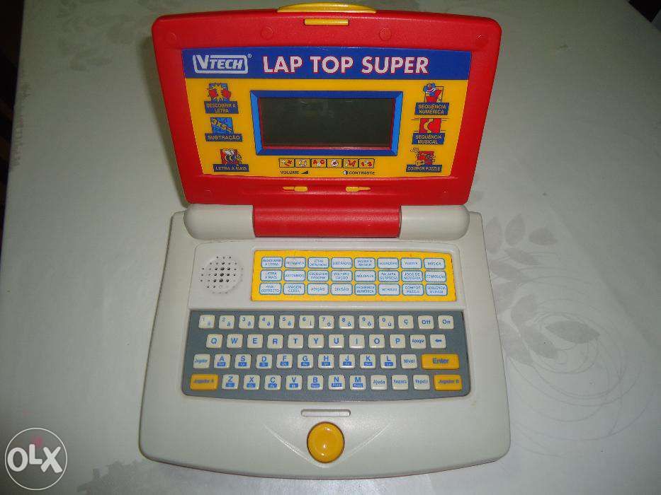 Computador didáctico e Troley do Noddy com ferramentas