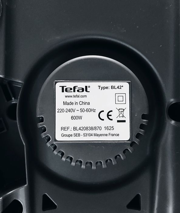Blender kielichowy Tefal Blendforce BL42 600W z pokrywką szaker do owoców