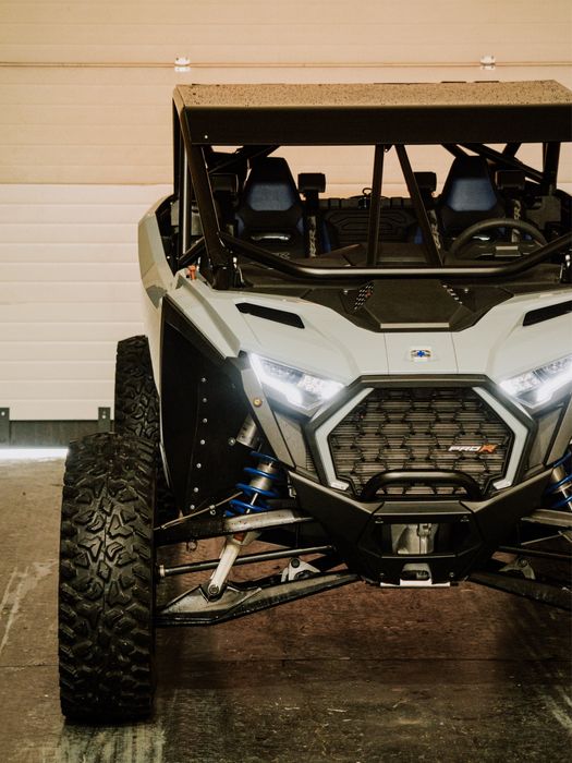 Polaris Rzr Pro R 2.0 Full extras NOVO