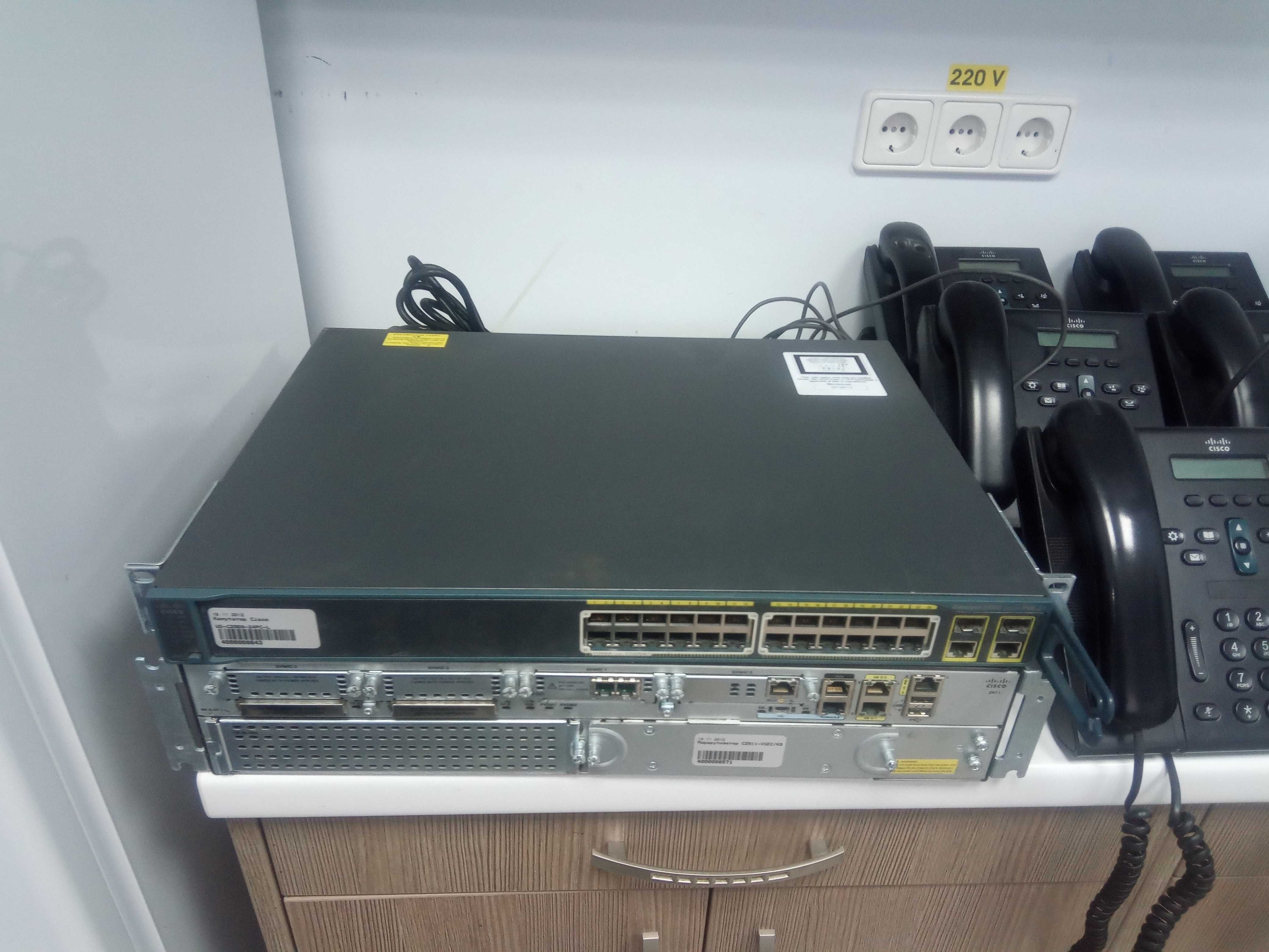 Маршрутизатор Cisco C2911-VSEC/K9.+Коммутатор Cisco WS-C2960-24PC-L ...