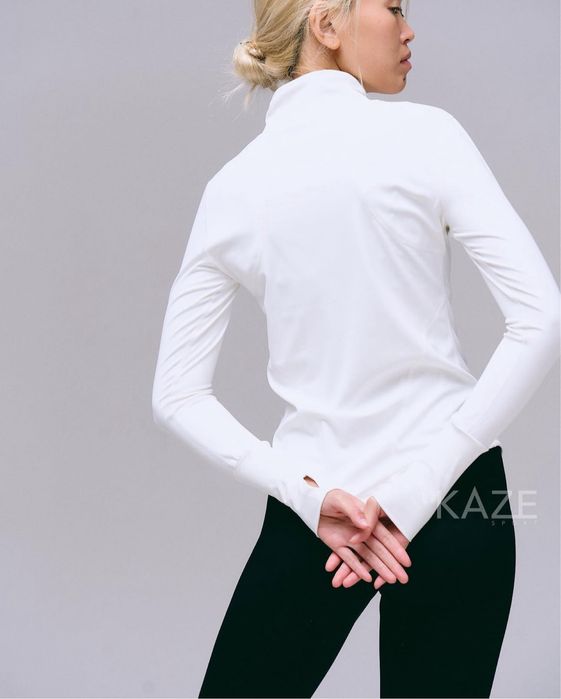 Рашгард спортивна жіноча кофта біла розмір М