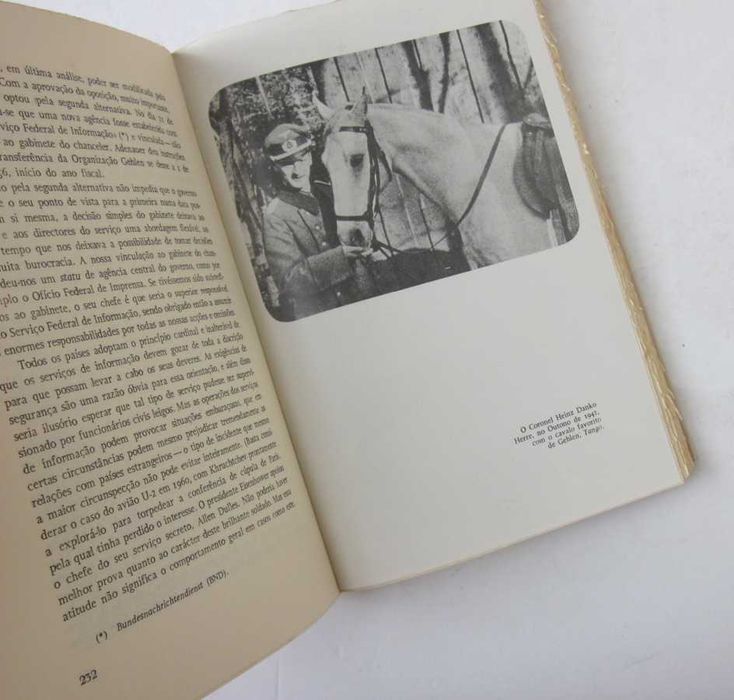 Colecção VIDA E AVENTURA, edição "Livros do Brasil"