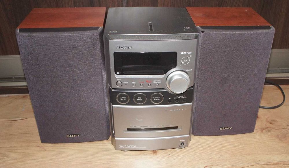 Mini wieża SONY - CD, kaseta radio