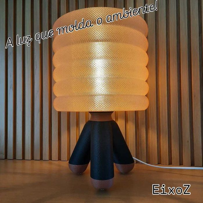 Candeeiro de mesa E27 com Lâmpada LED - NOVO Ref: 005