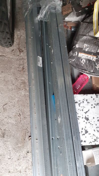 Sprzedam szyny  aluminiowe  używane .