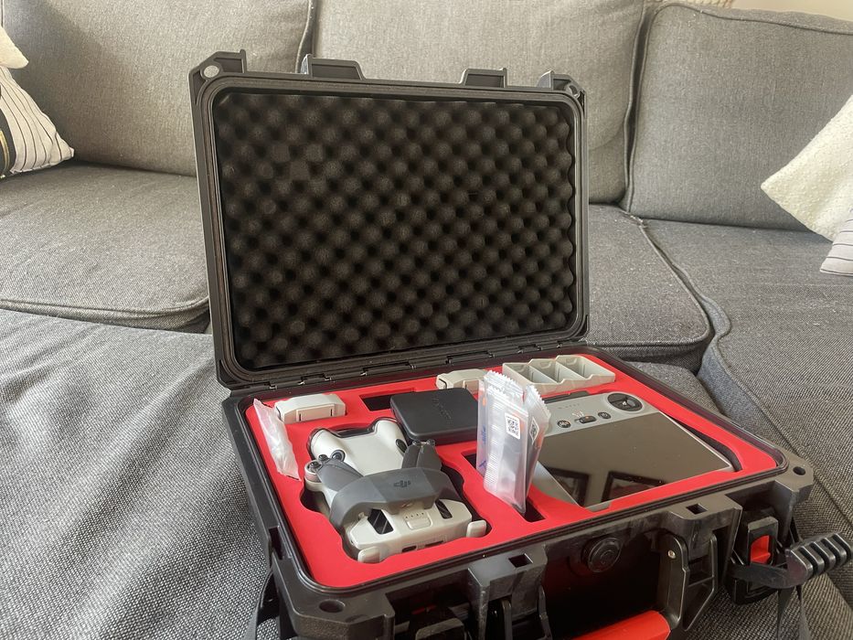 Dji mini 4 pro fly more combo + akcesoria