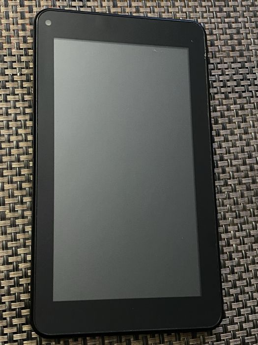 Планшет Bravis NP-75 под ремонт или на запчасти