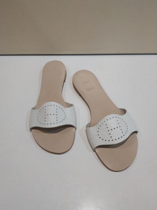 Шльопанці Hermes Evelyne р. 39
