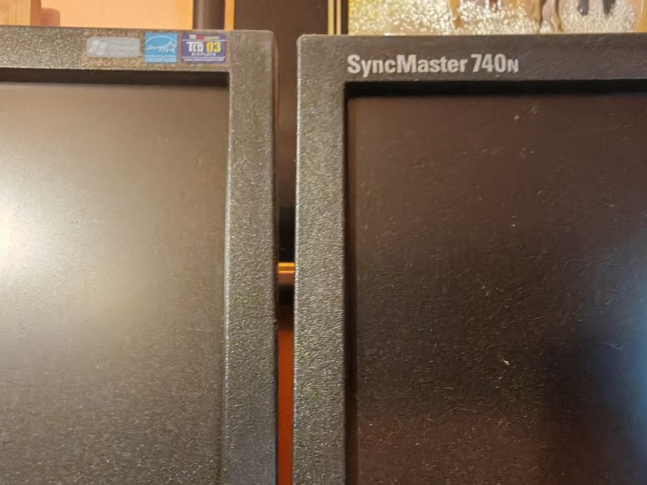 Monitor 17" Samsung Syncmaster 740N