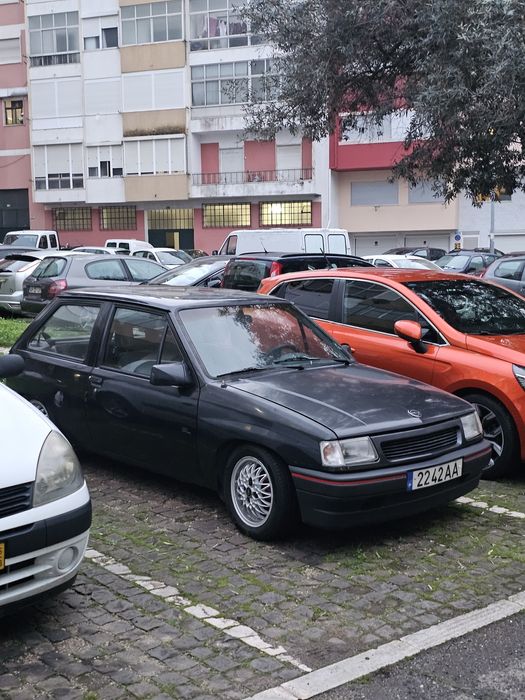 Opel corsa 1.5 td carros