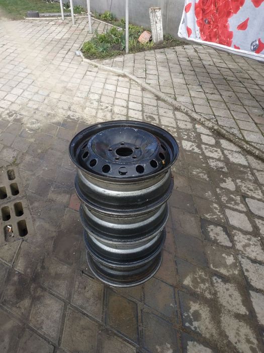 Продам штампи до рено трафік