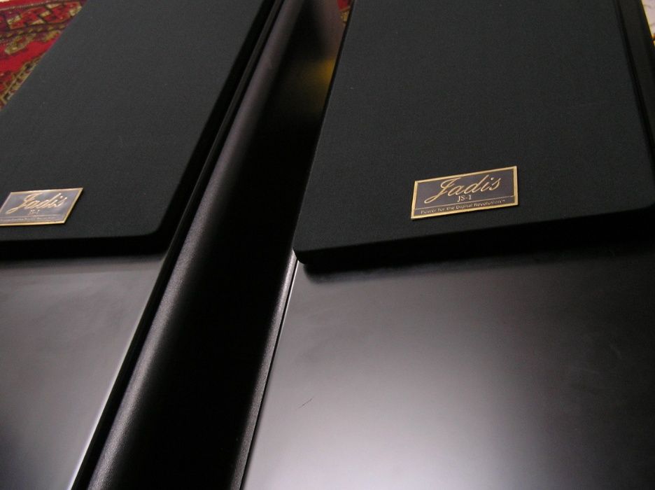 Колонки напольные акустика Jadis-1 USA