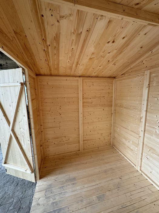 Narzędziowy domek o powierzchni 4,5m2, świerk skandynawski złóż do sam