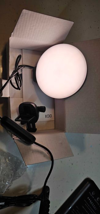 Zestaw Oświetleniowy do Wideokonferencji.