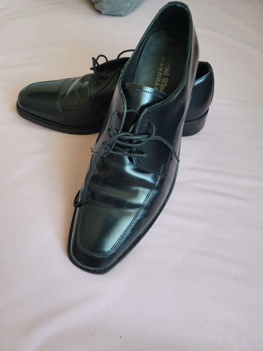 Samuel Windsor  43 28.5cm