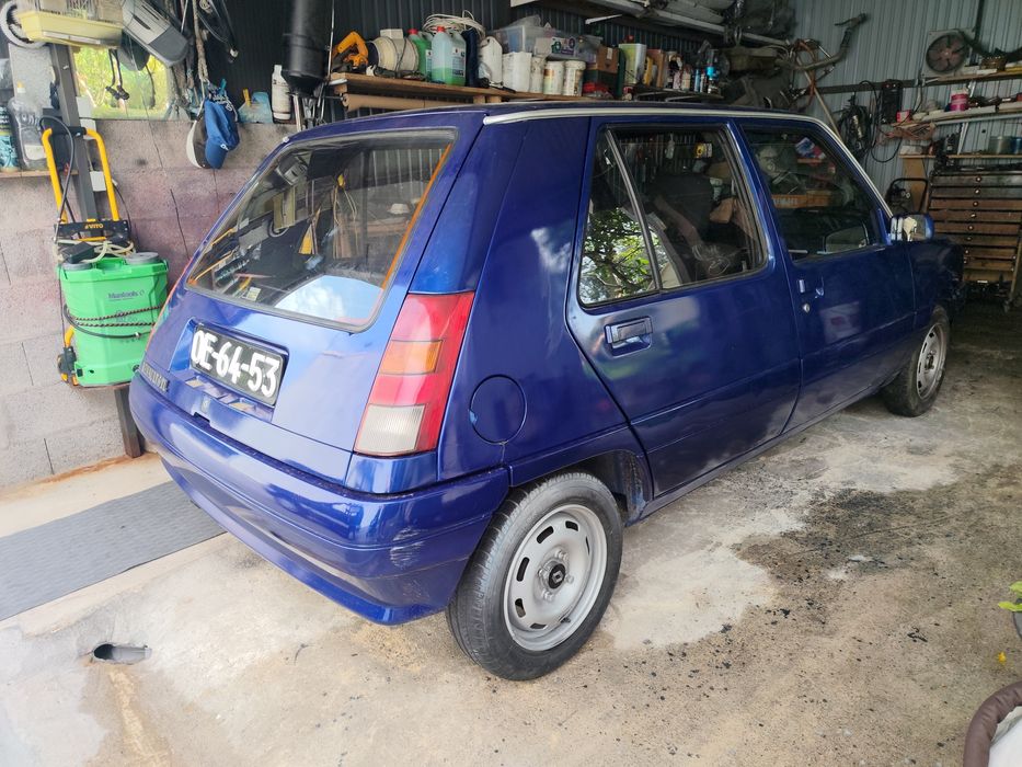 Renault 5     TL