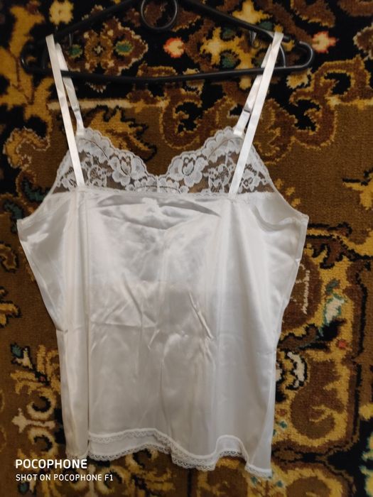 Кружевна майка білого кольору