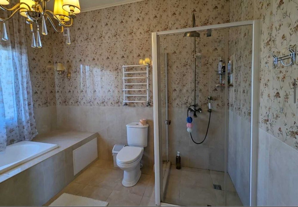 Приватний будинок 280 м² у КМ «Аріадна» | 10 соток | охорона | автономність АП