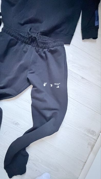 Dres off-white  super