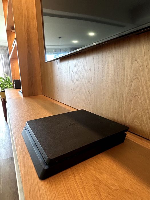 PS4 usado, mas funciona bem