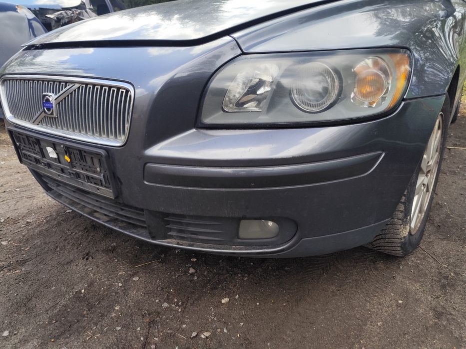 Volvo V50 zderzak przód przedni lakier 455-46 , halogeny grill